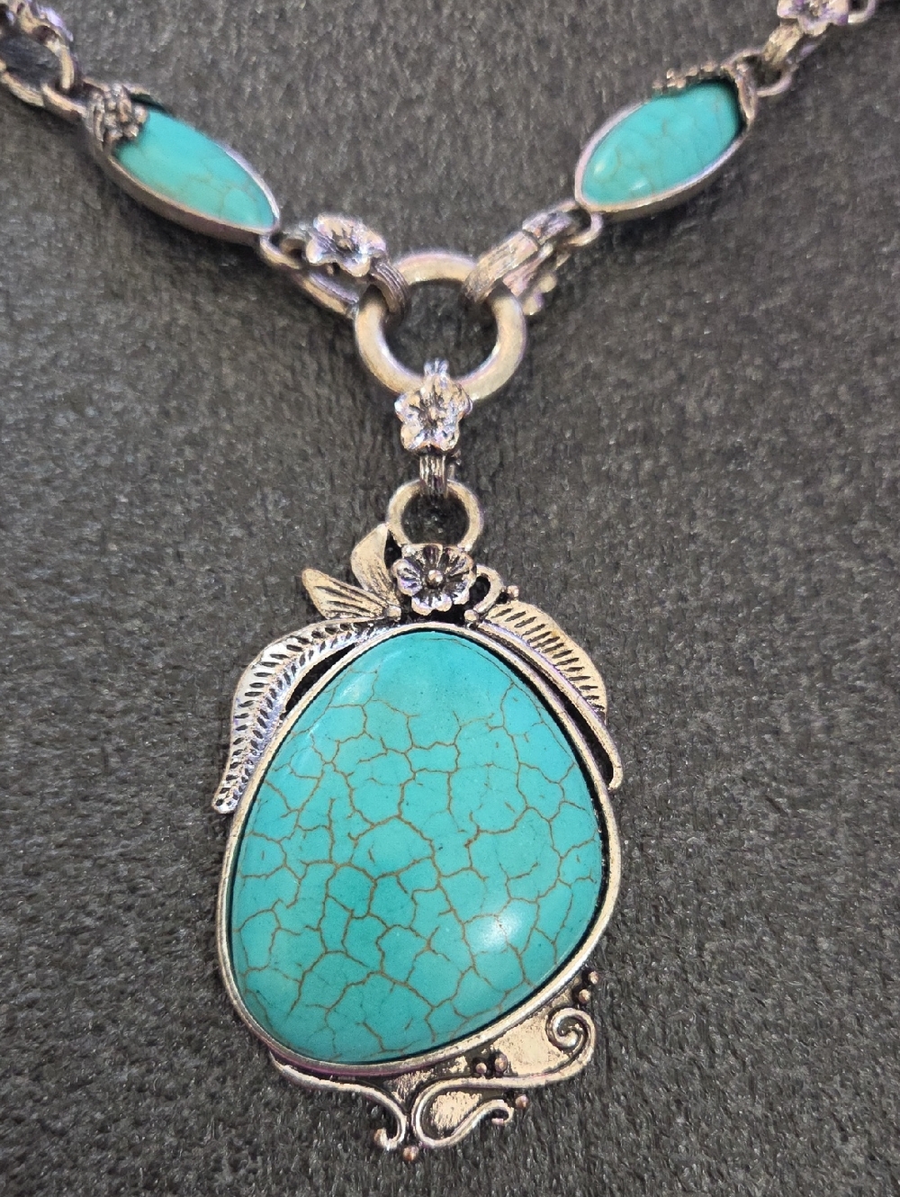 Novadab Turquise Silver Southwest Necklace - Picture 2 of 4